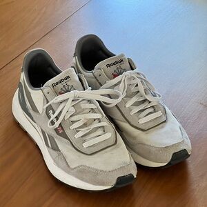 Reebok Men's Gray Sneakers